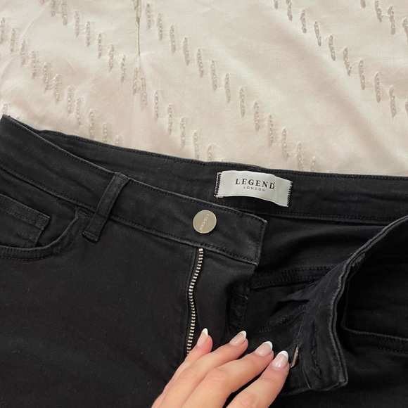 Legend Men Jean Shorts - Picture 2 of 3